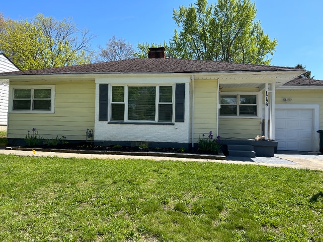 1756 Princeton Dr in Dayton, OH - Building Photo - Building Photo