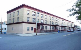 82-100 Central Ave in Passaic, NJ - Building Photo