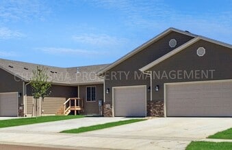 4308 N Pennsylvania Ave in Sioux Falls, SD - Building Photo - Building Photo