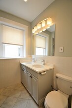 1657 Commonwealth Ave, Unit 7 in Boston, MA - Building Photo - Building Photo