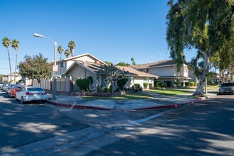 3101-3105 Quartz Ln in Fullerton, CA - Building Photo - Building Photo