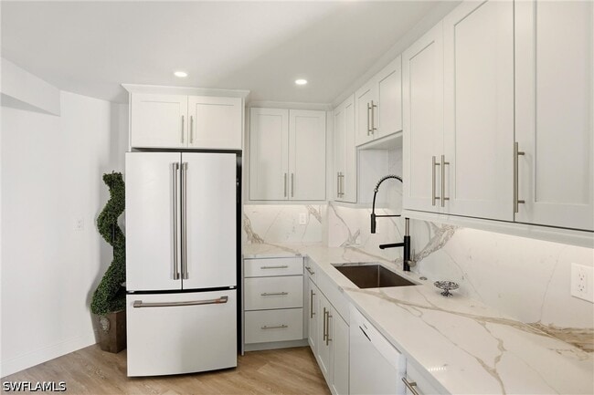 property at 4551 Gulf Shore Blvd N