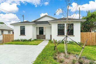 911 8th St in West Palm Beach, FL - Foto de edificio - Building Photo
