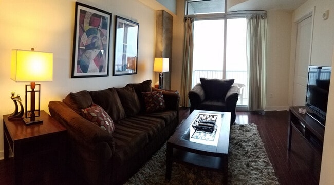 property at 4 W Martin Luther King Jr Blvd