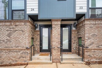 411 Charles Ave in Charlotte, NC - Building Photo - Building Photo