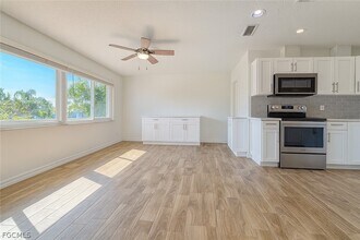 1458 Alwynne Dr N in Lehigh Acres, FL - Building Photo - Building Photo