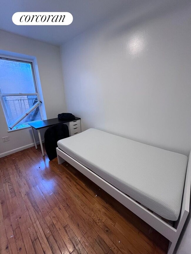 property at 310 W 20th St