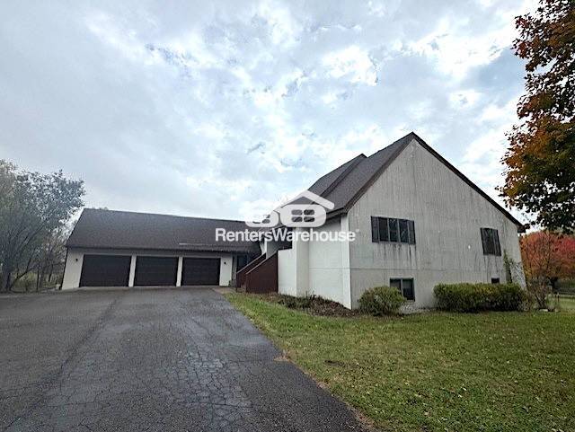 2800 Hunter Dr in Medina, MN - Building Photo