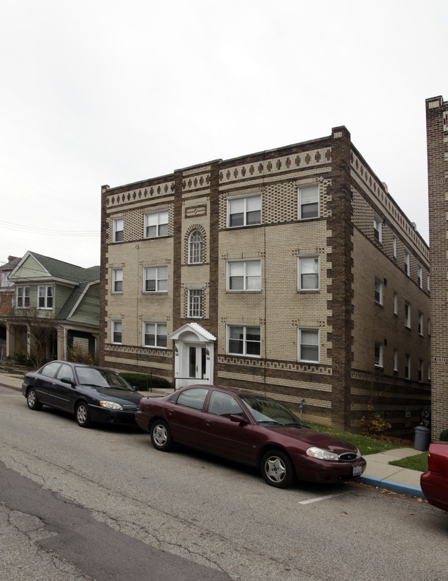 2910 Voelkel Ave in Pittsburgh, PA - Foto de edificio - Building Photo