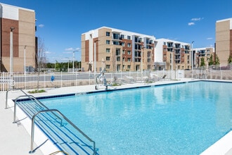 Resia Tributary Apartments in Douglasville, GA - Foto de edificio - Building Photo