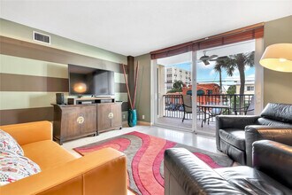 112 N Birch Rd in Fort Lauderdale, FL - Building Photo - Building Photo