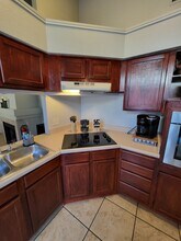 9717 Valley Crest in San Antonio, TX - Building Photo - Building Photo