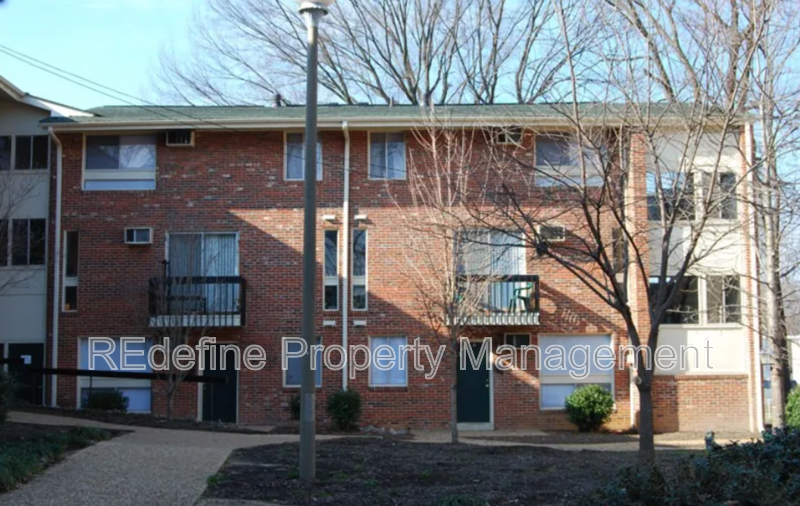 3204 Midlothian Tpke in Richmond, VA - Building Photo