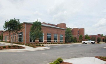 Meadowmont Village - Bldg 100 in Chapel Hill, NC - Building Photo - Other