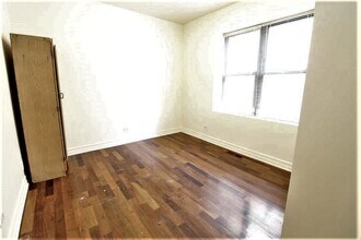 4347 N Sawyer Ave in Chicago, IL - Building Photo - Building Photo