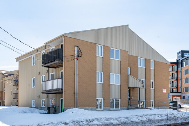 5100 Saint-Georges St in Lévis, QC - Building Photo - Building Photo