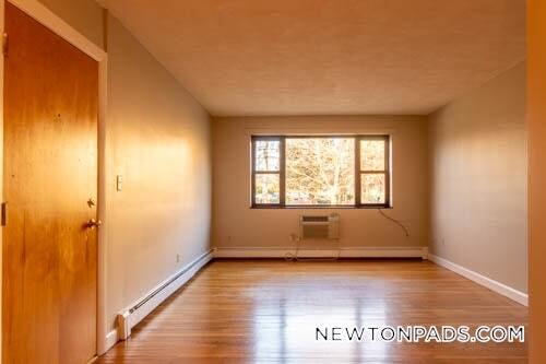 278 Grove St in Newton, MA - Building Photo - Building Photo