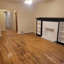 6723 S Clyde Ave in Chicago, IL - Building Photo - Building Photo