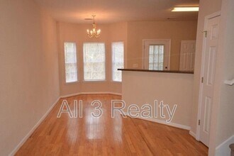 142 Brookview Dr in Riverdale, GA - Building Photo - Building Photo