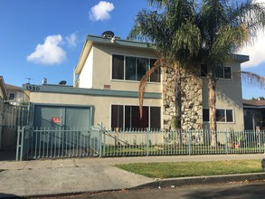 1550 W Summit St in Long Beach, CA - Building Photo - Other