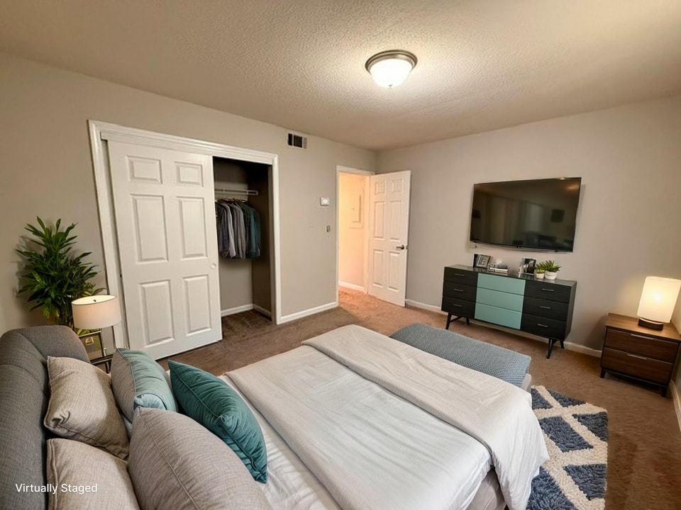 Cascades on the River in Athens, GA - Building Photo