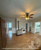 15 Roma St in Bristol, RI - Building Photo