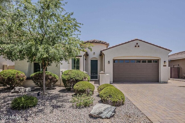 property at 4135 E Grand Canyon Dr