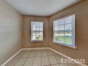 624 Totem Trail Dr in La Marque, TX - Building Photo - Building Photo