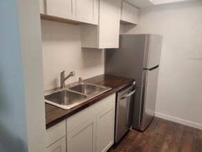 4670 Reka Dr-Unit -G7 in Anchorage, AK - Building Photo - Building Photo