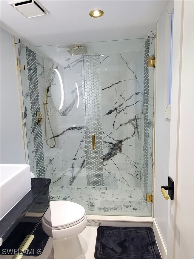 property at 975 9th Ave S