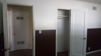 585 Olds St in Ypsilanti, MI - Building Photo - Building Photo