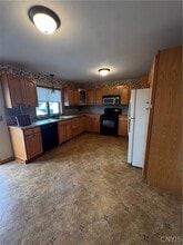 326 Lenox Ave in Oneida, NY - Building Photo - Building Photo