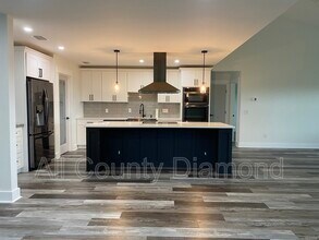 1327 Country Club Dr in Lynn Haven, FL - Building Photo - Building Photo