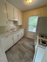 2042 13th St in Cuyahoga Falls, OH - Building Photo - Building Photo