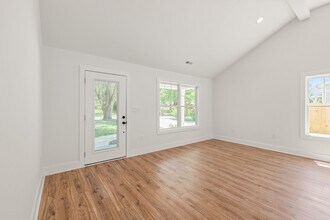 4634 Connecting Rd in Charlotte, NC - Building Photo - Building Photo