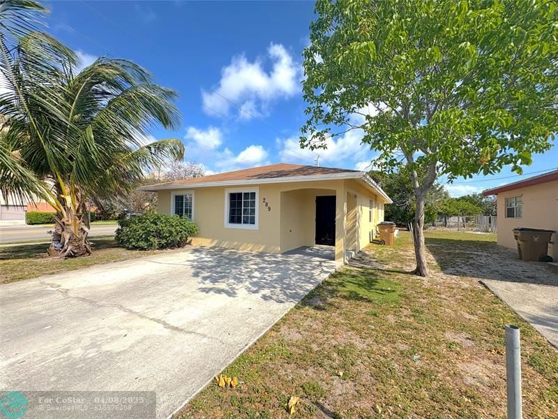 289 SW 3rd Ct in Deerfield Beach, FL - Building Photo