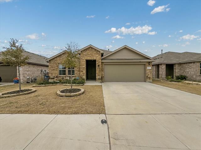 16533 White Fish Ln in Justin, TX - Building Photo