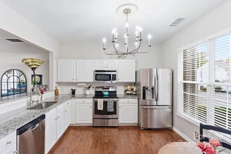 6728 Rothchild Dr in Charlotte, NC - Building Photo - Building Photo