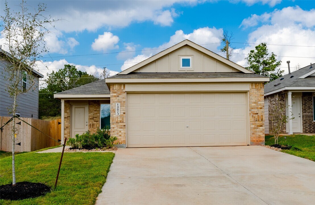 14873 N Ascot Bnd Cir in Conroe, TX - Building Photo