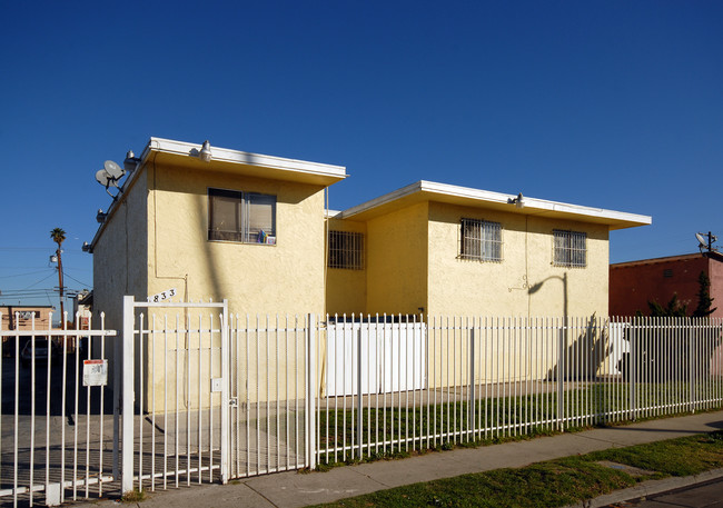 833 82nd St in Los Angeles, CA - Building Photo - Building Photo