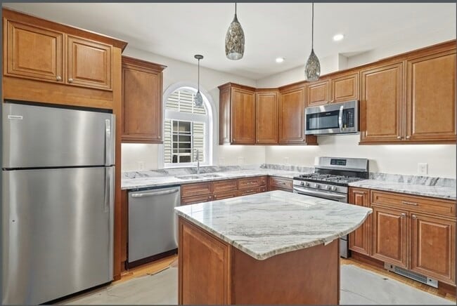 property at 39 Hayes St