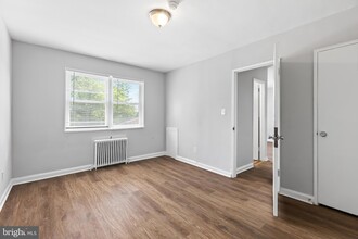 39 Mississippi Ave SE, Unit E in Washington, DC - Building Photo - Building Photo