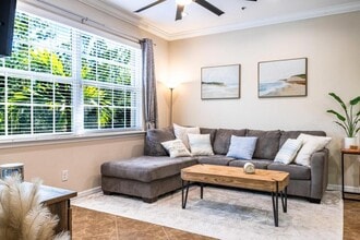 23550 Alamanda Dr in Bonita Springs, FL - Building Photo - Building Photo