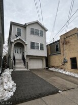 1031 E Grand St, Unit 1st floor in Elizabeth, NJ - Building Photo