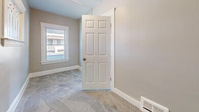 4559 Sackett Ave in Cleveland, OH - Building Photo - Building Photo