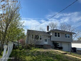 416 Hooper Ave in Toms River, NJ - Building Photo