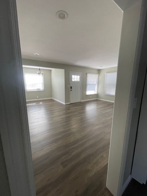 1029 W 122nd St in Los Angeles, CA - Building Photo - Building Photo