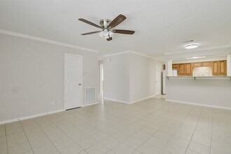 3 Magnolia Ln in Huffman, TX - Foto de edificio - Building Photo