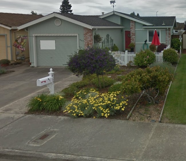 property at 467 Vivienne Dr