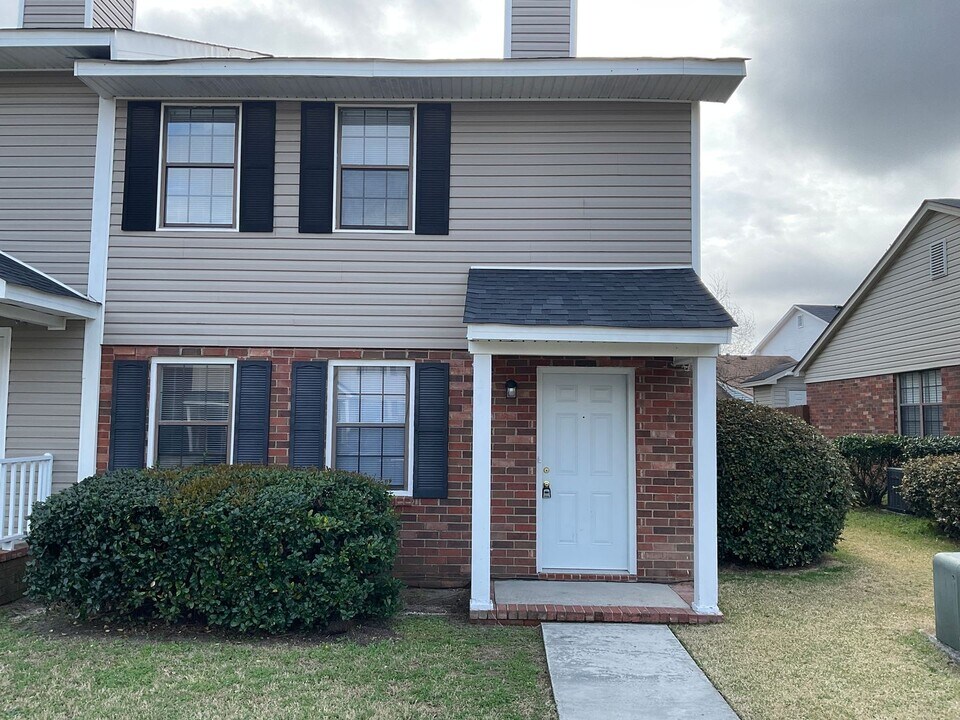 3924 Miramar Ct in Martinez, GA - Building Photo